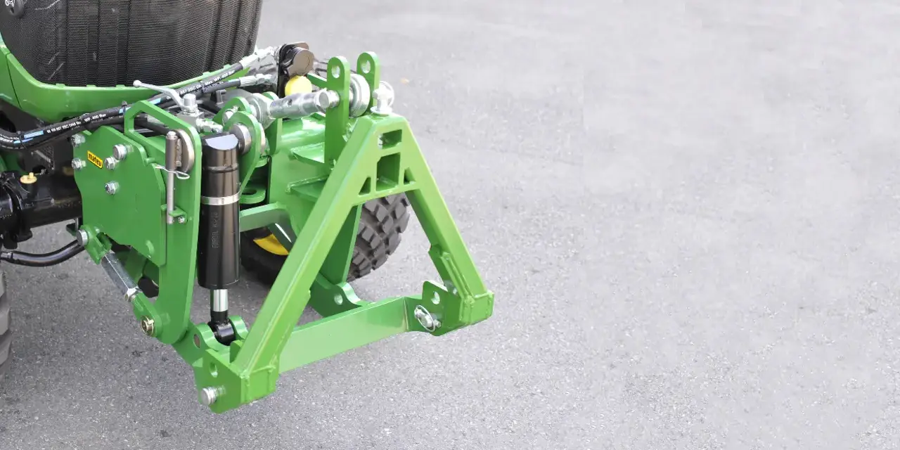 John Deere linkages